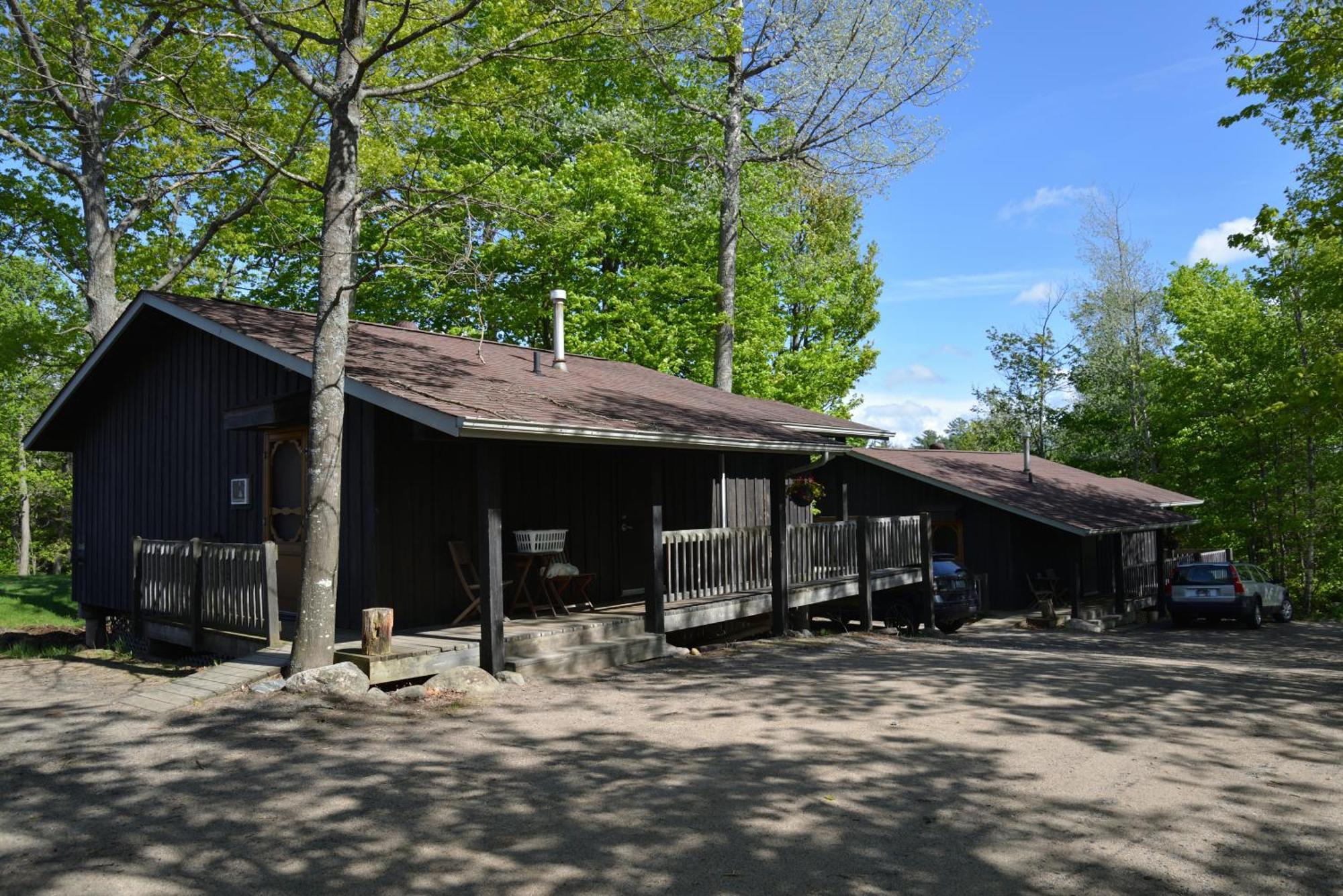 Log Cabin Inn パリーサウンド エクステリア 写真